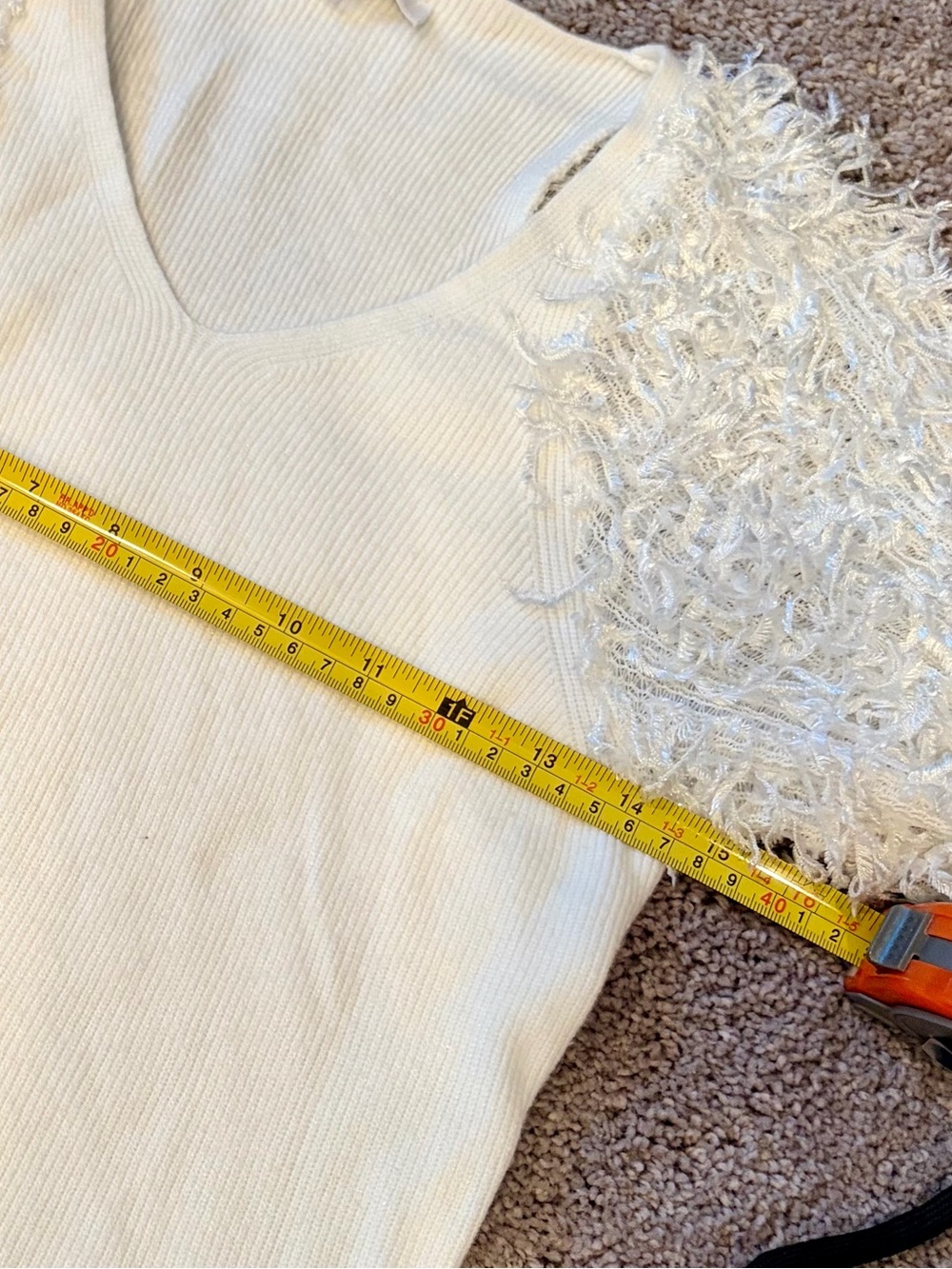 Sioni White V-Neck Sweater with Textured Fringe Sleeves XS - Picture 6 of 6